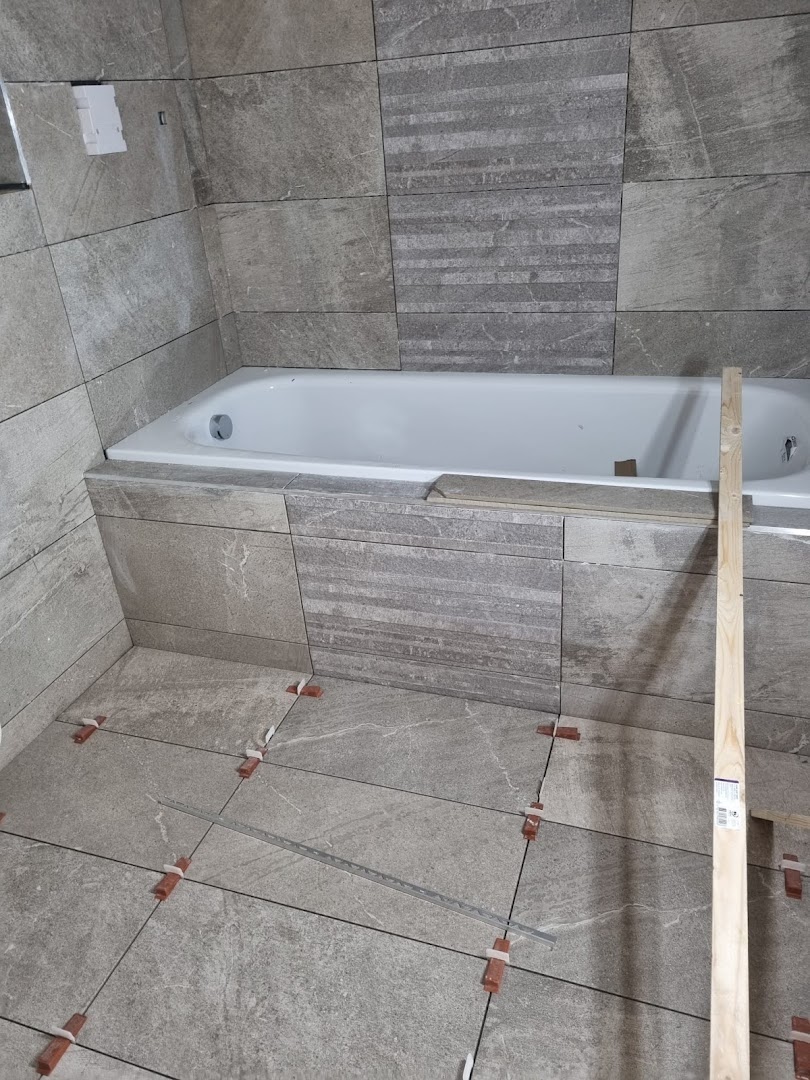 Expert tiler in Uk · Photos 9